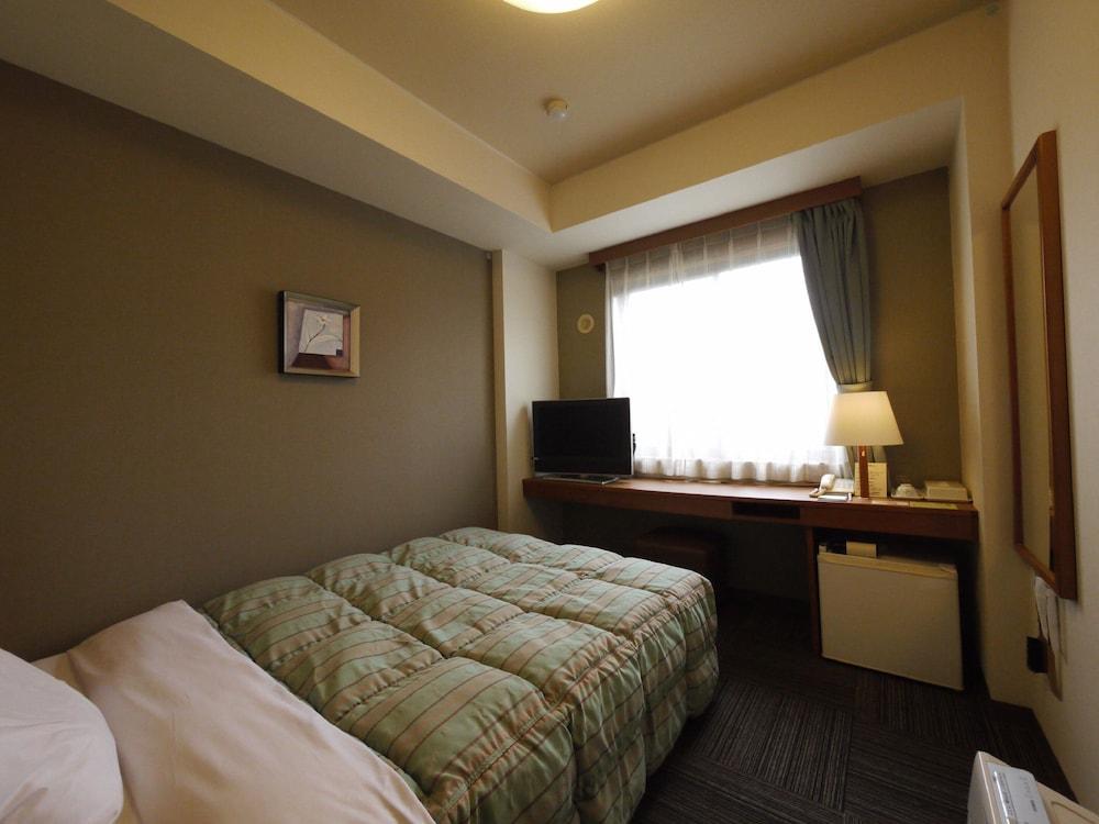 Hotel Route-Inn Court Azumino Toyoshina Ekiminami Екстер'єр фото